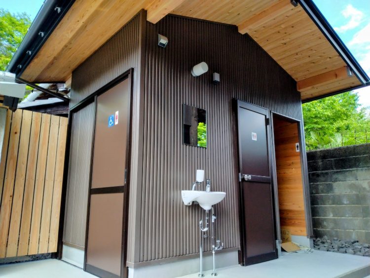 府南寺様外部トイレ建替え　鈴鹿市